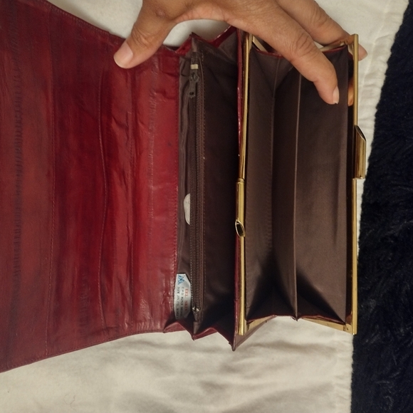 Wallet - Picture 2 of 3